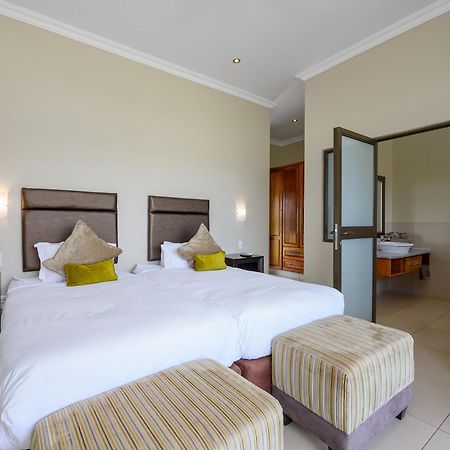 Monomotapa Village @ Legend Golf And Safari Resort Golders Green Εξωτερικό φωτογραφία