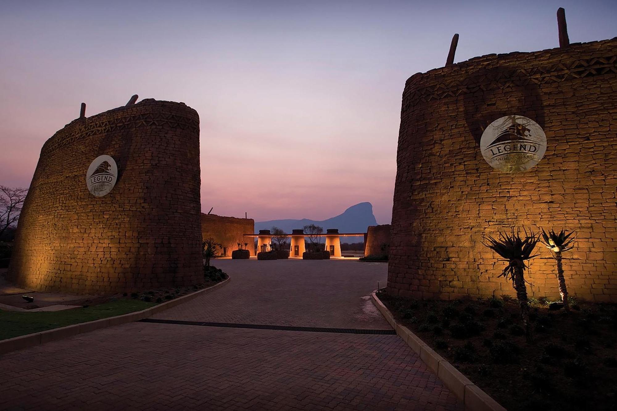 Monomotapa Village @ Legend Golf And Safari Resort Golders Green Εξωτερικό φωτογραφία