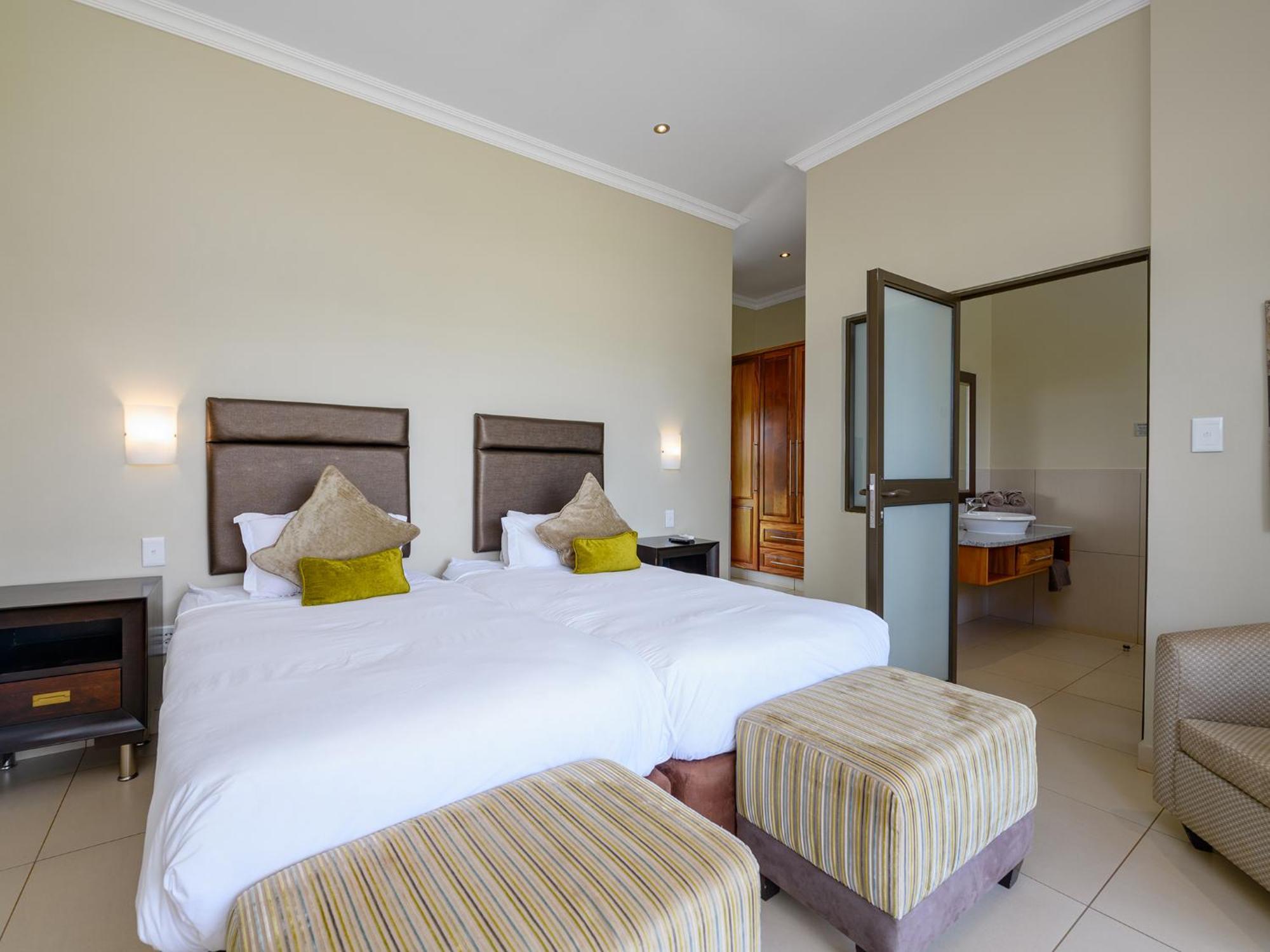 Monomotapa Village @ Legend Golf And Safari Resort Golders Green Εξωτερικό φωτογραφία