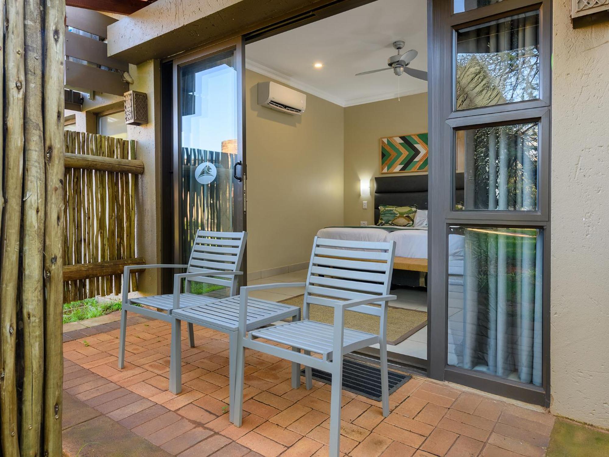 Monomotapa Village @ Legend Golf And Safari Resort Golders Green Εξωτερικό φωτογραφία