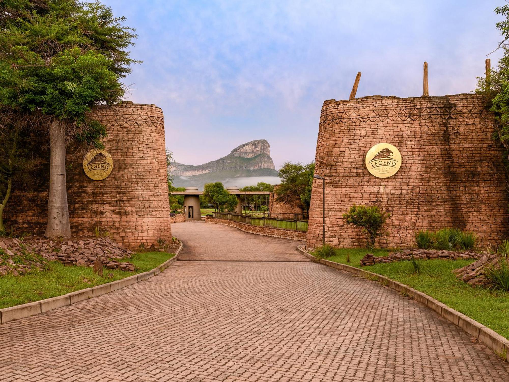 Monomotapa Village @ Legend Golf And Safari Resort Golders Green Εξωτερικό φωτογραφία